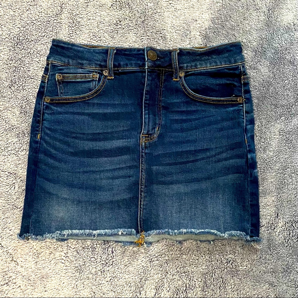 American Eagle Jean/Denim Mini Skirt - Size 6
